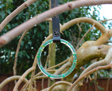 Load image into Gallery viewer, Tsurikawa - Green Floral